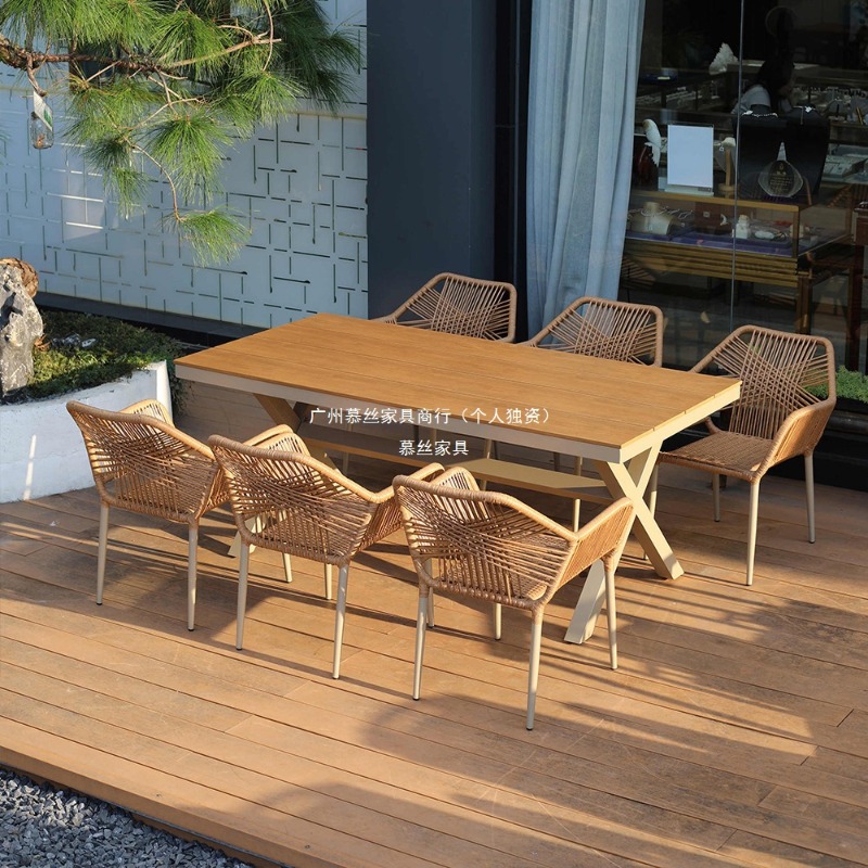 طقم طاولة وكراسي خارجية من الر - مراجعة Outdoor Furniture Umbrella وسعره